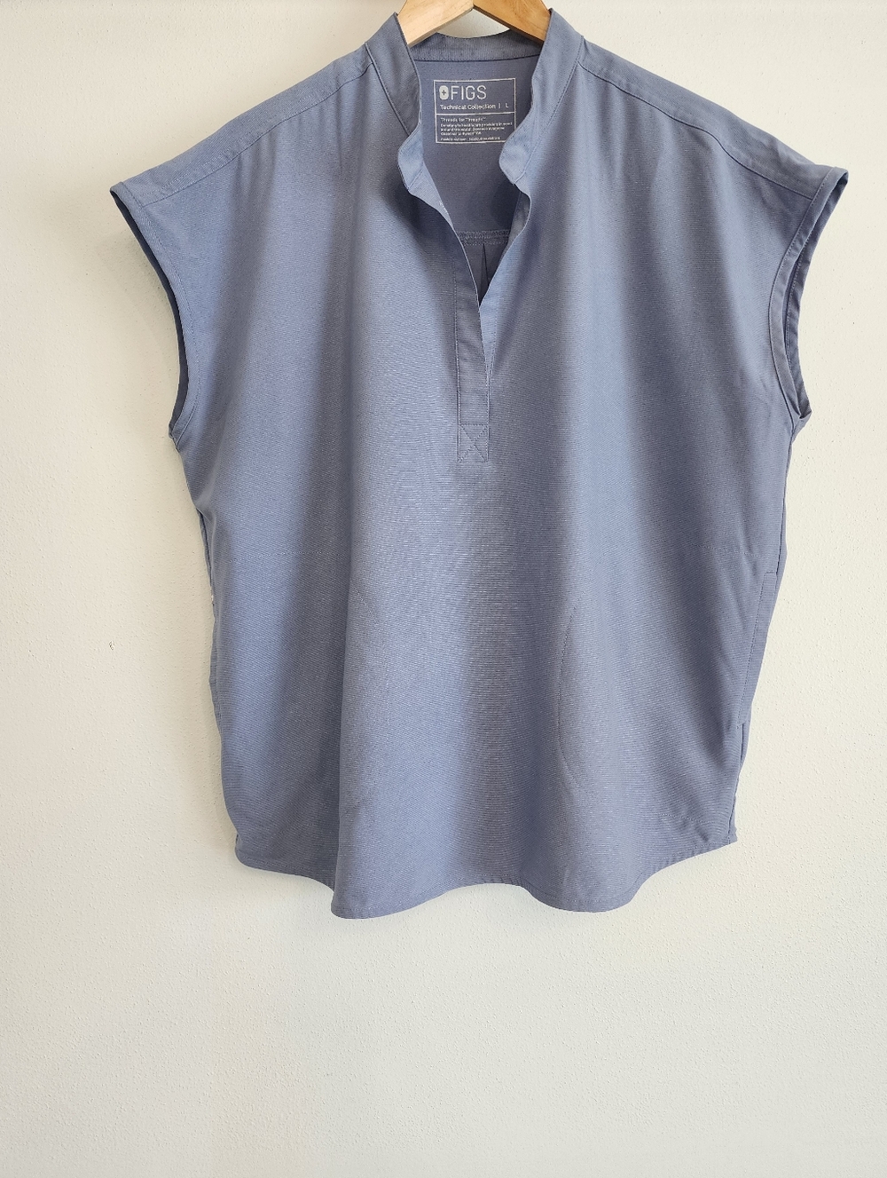 FIGS Vapor Blue Space Dye Rafaela Top & Kade Cargo Pant Scrub Set Size Large - Picture 4 of 15